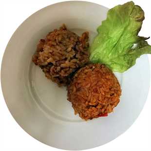 Reis mit Tomatensauce